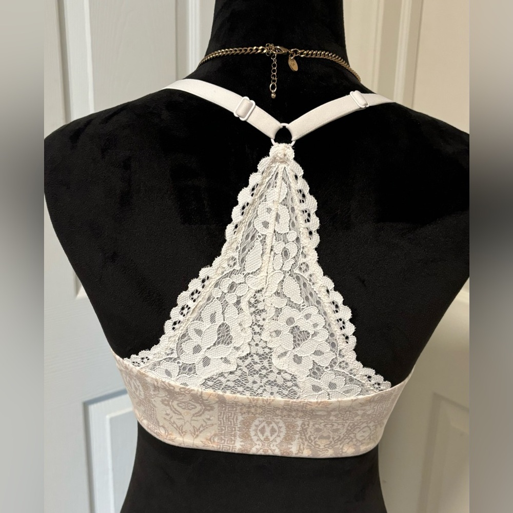 Victoria’s Secret Body By Victoria Racerback Demi Bra 34DD